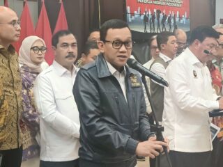 Pemerintah Apresiasi Aksi Heroik PMI di Korea Selatan, Sugianto Dianugerahi Penghargaan dan Duta PMI