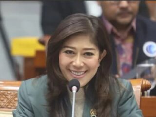 Menteri Komunikasi dan Digital Dorong Masyarakat Beralih ke e-SIM untuk Keamanan Digital Lebih Baik