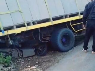 Tragedi di Purwasari: Truk Diduga Gagal Menanjak, Renggut Nyawa Pengendara Motor