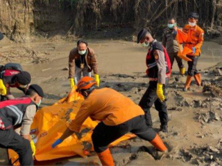 Kabar Terkini: Warga Majalengka yang Hilang di Sungai Cikeruh Ditemukan Meninggal Dunia Setelah Pencarian Intensif