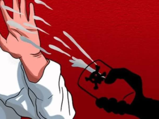 Kurir di Jakarta Selatan Menjadi Korban Salah Sasaran Penyiraman Cairan Diduga Korosif Saat Aksi Tawuran