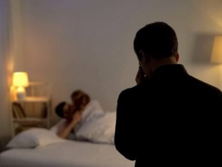 Bogor Digegerkan Penggerebekan Perselingkuhan di Hunian Tetap, Pria Diduga Selingkuhan Bersembunyi di Plafon