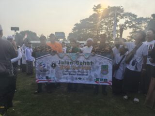 Mengukir Harmoni dan Semangat Persatuan: Ribuan Warga KSB Sambut Hari Santri dengan Jalan Sehat Akbari