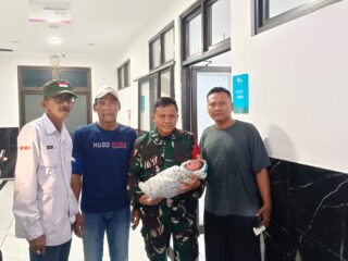 Geger! Bayi Ditemukan di Tempat Pembuangan Sampah Jatirasa Tengah, Warga Sigap Selamatkan Nyawa Sang Bayi