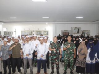 Saat Seragam Hijau dan Sarung Menyatu: Pesan Mendalam Dandim Tasikmalaya di Ponpes Idrisiyyah