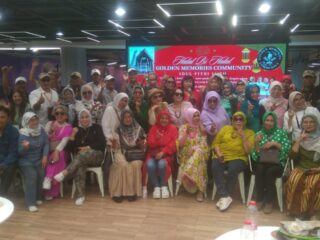 Bernostalgia di Usia Senja Harmoni Cinta Golden Memories Community di Revo Mall Bekasi