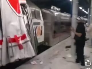 Tragedi Senin Malam: KA Argo Bromo Anggrek Hantam KRL di Bekasi Timur, Penumpang Histeris Selamatkan Diri