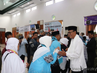 Lepas 417 Calon Jemaah Haji, Bupati Ciamis Ingatkan Pentingnya Disiplin dan Menjaga Kesehatan