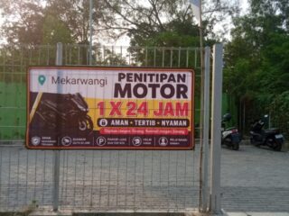 Titip motor aman 24jam kades Mekarwangi hadirkan solusi sekaligus dukung kas makam mede