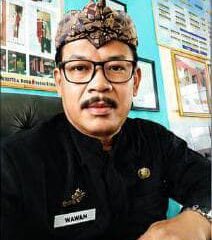 MENJELANG PURNA BAKTI, DR. WAWAN HERMAWAN TINGGALKAN WARISAN DEDIKASI EMAS DI SMPN 1 CIKONENG