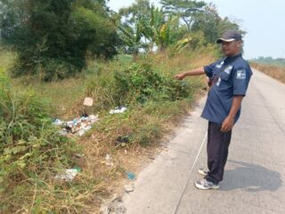Tumpukan Sampah dan Semak Liar Ancam DAS Dawuan Timur, Relawan FKP DAS Siapkan Langkah Tegas