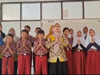 Senyum Sumringah Siswa SDN Sukaluyu 2 Karawang Usai Tiga Ruang Kelas Selesai Direhabilitasi