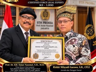 Prof. Dr. KH. Sutan Nasomal Sematkan Gelar CFLE kepada Rishki Nifayadi Garawn, Apresiasi Dedikasi di Dunia Jurnalistik dan Sosial